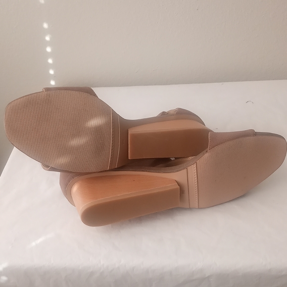 Vaneli Sandals - Picture 7 of 7